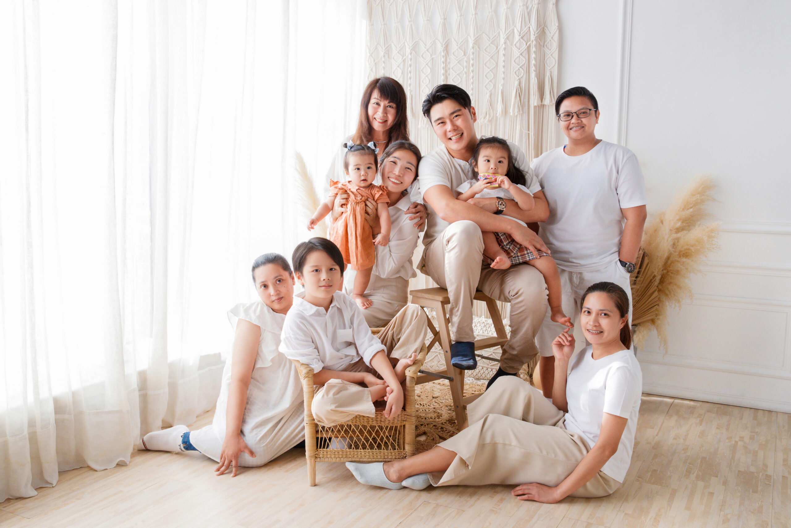 Cha Chee Youn's Family - 126 copy Cha chee youn's family 126 copy